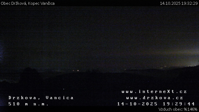 Obec Držková - Kopec Vančica - 14.10.2025 v 19:32 Obec Držková - Kopec Vančica - 14.10.2025 v 19:32
