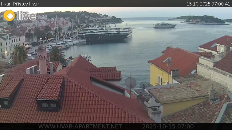 Hvar - Přístav Hvar - 15.10.2025 v 07:00 Hvar - Přístav Hvar - 15.10.2025 v 07:00