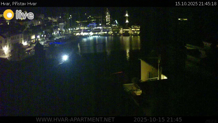 Hvar - Přístav Hvar - 15.10.2025 v 21:45 Hvar - Přístav Hvar - 15.10.2025 v 21:45