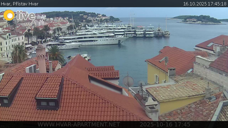 Hvar - Přístav Hvar - 16.10.2025 v 17:45 Hvar - Přístav Hvar - 16.10.2025 v 17:45