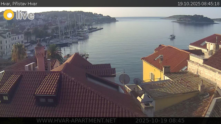 Hvar - Přístav Hvar - 19.10.2025 v 08:45 Hvar - Přístav Hvar - 19.10.2025 v 08:45