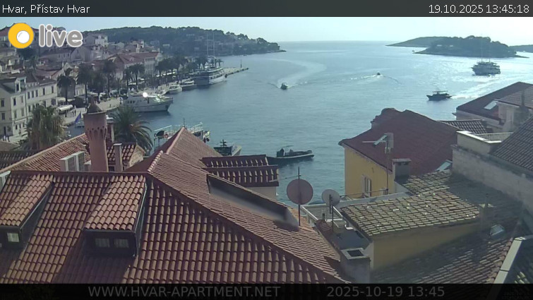 Hvar - Přístav Hvar - 19.10.2025 v 13:45 Hvar - Přístav Hvar - 19.10.2025 v 13:45