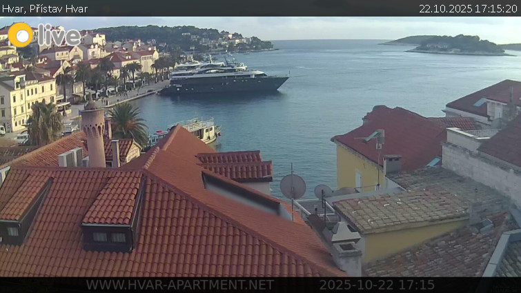 Hvar - Přístav Hvar - 22.10.2025 v 17:15 Hvar - Přístav Hvar - 22.10.2025 v 17:15