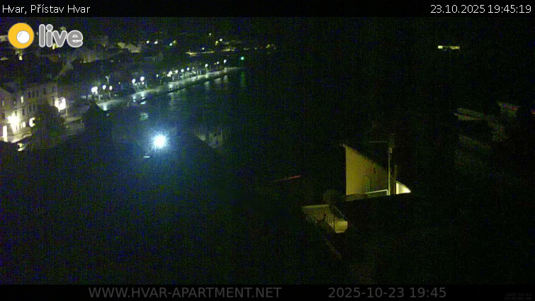 Hvar - Přístav Hvar - 23.10.2025 v 19:45 Hvar - Přístav Hvar - 23.10.2025 v 19:45