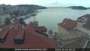 Hvar - Přístav Hvar - 25.10.2025 v 08:15 Hvar - Přístav Hvar - 25.10.2025 v 08:15