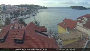 Hvar - Přístav Hvar - 25.10.2025 v 08:45 Hvar - Přístav Hvar - 25.10.2025 v 08:45