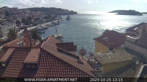 Hvar - Přístav Hvar - 25.10.2025 v 13:15 Hvar - Přístav Hvar - 25.10.2025 v 13:15
