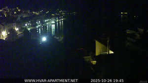 Hvar - Přístav Hvar - 26.10.2025 v 19:45 Hvar - Přístav Hvar - 26.10.2025 v 19:45