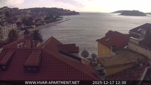 Hvar - Přístav Hvar - 17.12.2025 v 12:30 Hvar - Přístav Hvar - 17.12.2025 v 12:30