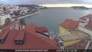 Hvar - Přístav Hvar - 17.12.2025 v 15:30 Hvar - Přístav Hvar - 17.12.2025 v 15:30
