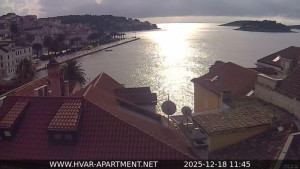 Hvar - Přístav Hvar - 18.12.2025 v 11:45 Hvar - Přístav Hvar - 18.12.2025 v 11:45