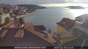 Hvar - Přístav Hvar - 18.12.2025 v 13:15 Hvar - Přístav Hvar - 18.12.2025 v 13:15