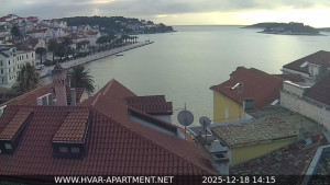 Hvar - Přístav Hvar - 18.12.2025 v 14:15 Hvar - Přístav Hvar - 18.12.2025 v 14:15