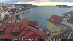 Hvar - Přístav Hvar - 18.12.2025 v 15:45 Hvar - Přístav Hvar - 18.12.2025 v 15:45