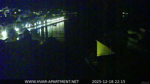 Hvar - Přístav Hvar - 18.12.2025 v 22:15 Hvar - Přístav Hvar - 18.12.2025 v 22:15