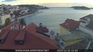 Hvar - Přístav Hvar - 25.12.2025 v 15:45 Hvar - Přístav Hvar - 25.12.2025 v 15:45