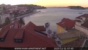 Hvar - Přístav Hvar - 31.12.2025 v 07:45 Hvar - Přístav Hvar - 31.12.2025 v 07:45