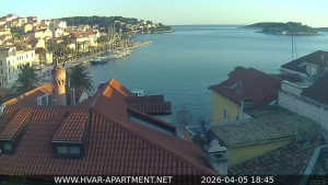 Hvar - Přístav Hvar - 5.4.2026 v 18:45 Hvar - Přístav Hvar - 5.4.2026 v 18:45