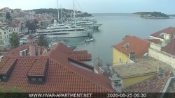 Port Hvar