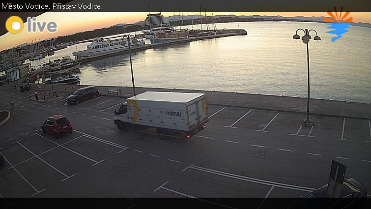 Město Vodice - Přístav Vodice - 14.10.2025 v 07:17 Město Vodice - Přístav Vodice - 14.10.2025 v 07:17