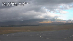 Letiště Poprad-Tatry - Panorama Výsokých Tater - 30.10.2025 v 08:00 Letiště Poprad-Tatry - Panorama Výsokých Tater - 30.10.2025 v 08:00