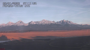 Letiště Poprad-Tatry - Panorama Výsokých Tater - 5.1.2026 v 08:30 Letiště Poprad-Tatry - Panorama Výsokých Tater - 5.1.2026 v 08:30