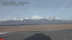Letiště Poprad-Tatry - Panorama Výsokých Tater - 5.1.2026 v 11:00 Letiště Poprad-Tatry - Panorama Výsokých Tater - 5.1.2026 v 11:00