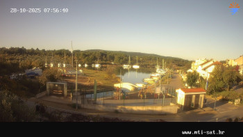 Snímek    28.10.2025 v 08:00