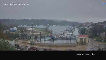 Snímek    3.11.2025 v 06:45