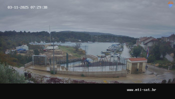 Snímek    3.11.2025 v 07:30