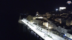 Nábřeží a město