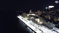 Nábřeží a město