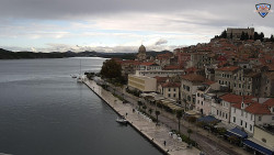 Nábřeží a město