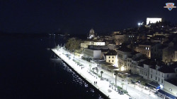 Nábřeží a město