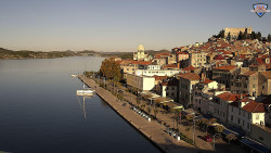 Nábřeží a město