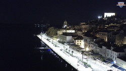 Nábřeží a město