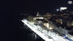 Nábřeží a město