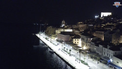 Nábřeží a město