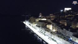 Nábřeží a město