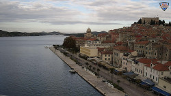 Nábřeží a město