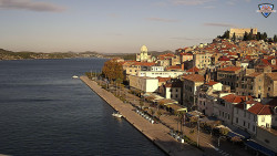 Nábřeží a město