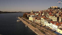 Nábřeží a město