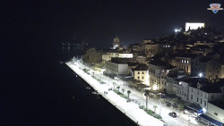 Nábřeží a město