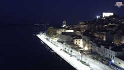 Nábřeží a město