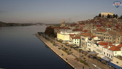 Nábřeží a město