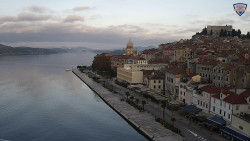 Nábřeží a město