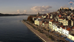 Nábřeží a město