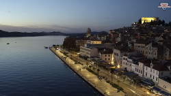 Nábřeží a město