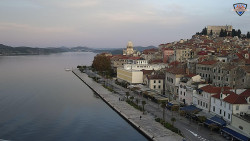 Nábřeží a město