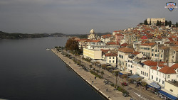 Nábřeží a město